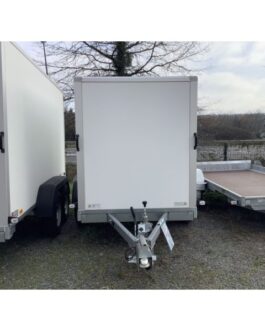 Rimorchio per furgoni SARIS  DV135 con portata 1350 kg – Spazioso e robusto